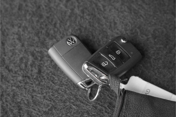 Volkswagen Tiguan 1.4 TSI eHybrid R-Line Business+ Black Pack Pano Camera 360° ACC 20"