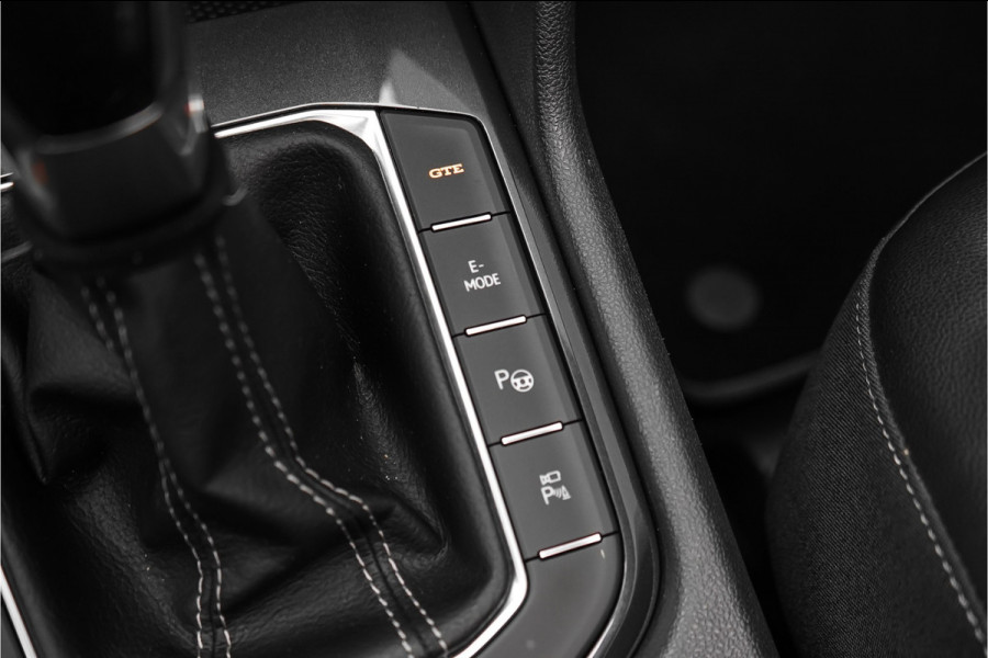 Volkswagen Tiguan 1.4 TSI eHybrid R-Line Business+ Black Pack Pano Camera 360° ACC 20"