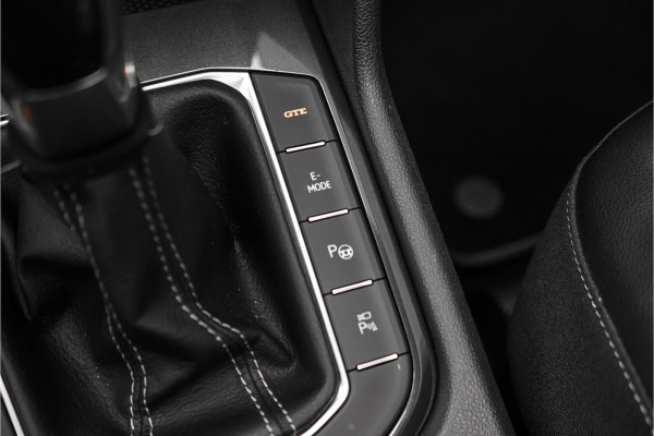 Volkswagen Tiguan 1.4 TSI eHybrid R-Line Business+ Black Pack Pano Camera 360° ACC 20"