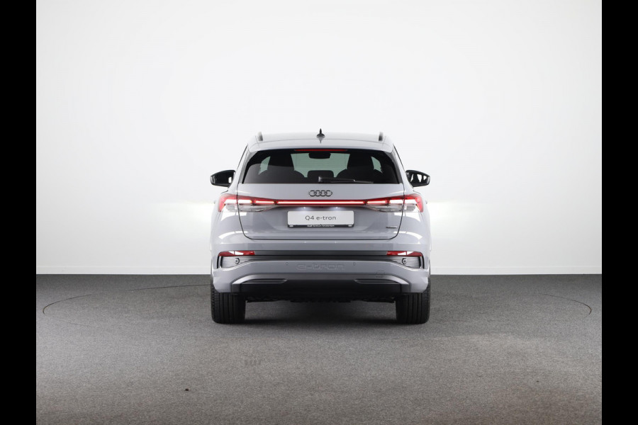 Audi Q4 e-tron 45 quattro Advanced edition 82 kWh 286pk | Assistentiepakket |Comfortpakket | Optiek pakket zwart Plus