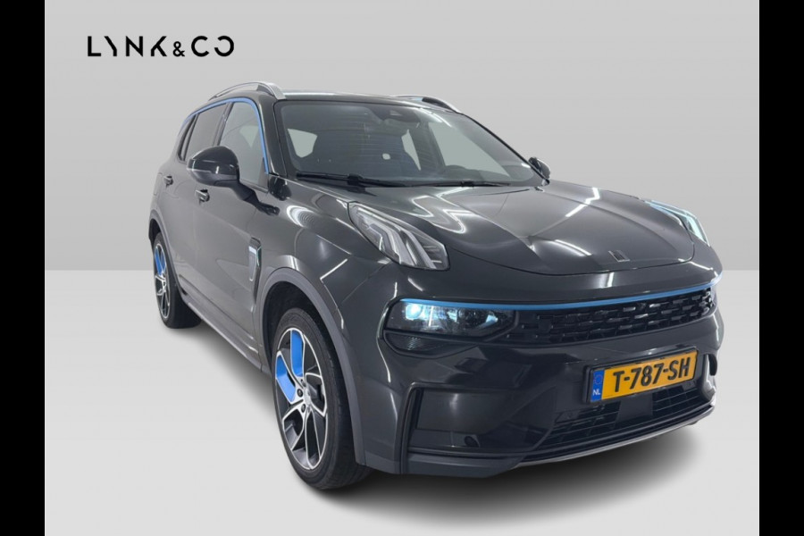 Lynk & Co 01 1.5 262pk PHEV Zwarte Hemel 360° Pano.dak Trekhaak tegen meerprijs