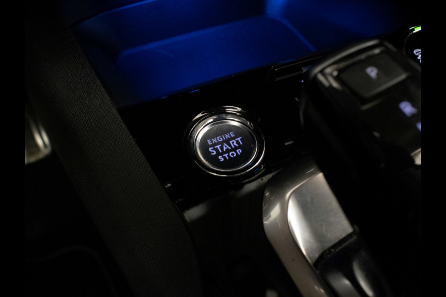 Peugeot 5008 1.2 PureTech Allure Sport (APPLE CARPLAY,NAVI,LED,CAMERA,360 VIEW,LEDER,GETINT,CRUISE,CLIMATE,SPORTSTOELEN,LM VELGEN)