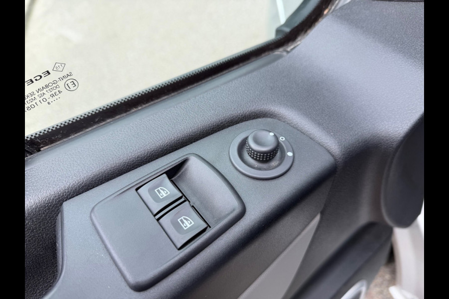 Renault Trafic Passenger 1.6 dCi L2H1| Airco | Cruise | Radio | 9 persoons |