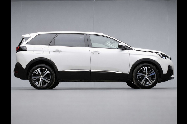 Peugeot 5008 1.2 PureTech Allure Sport 7P(PANORAMADAK,APPLE CARPLAY,NAVI,CAMERA,360 VIEW,SFEER VERLICHTING,SPORTSTOELEN,LM VELGEN)