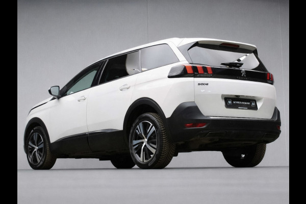 Peugeot 5008 1.2 PureTech Allure Sport 7P(PANORAMADAK,APPLE CARPLAY,NAVI,CAMERA,360 VIEW,SFEER VERLICHTING,SPORTSTOELEN,LM VELGEN)