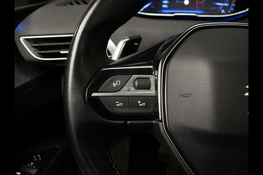 Peugeot 5008 1.2 PureTech Allure Sport 7P(PANORAMADAK,APPLE CARPLAY,NAVI,CAMERA,360 VIEW,SFEER VERLICHTING,SPORTSTOELEN,LM VELGEN)