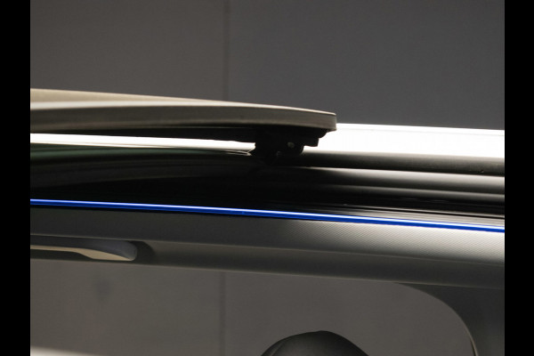 Peugeot 5008 1.2 PureTech Allure Sport 7P(PANORAMADAK,APPLE CARPLAY,NAVI,CAMERA,360 VIEW,SFEER VERLICHTING,SPORTSTOELEN,LM VELGEN)