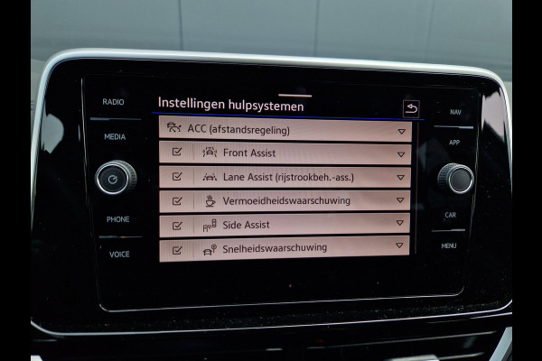 Volkswagen T-Roc 1.5 TSI DSG 150PK R-Line /IQ Drive /IQ Light /Keyless