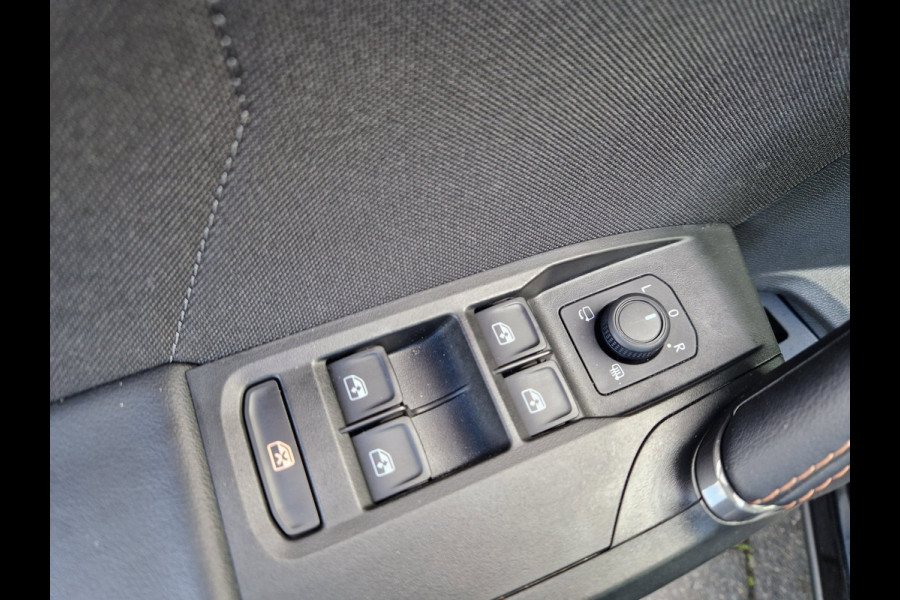 CUPRA Formentor 1.5 eTSI DSG Business 150PK /Adap Cruise /10dkm