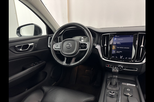Volvo V60 2.0 D3 Momentum Aut. *PANO | LEATHER | FULL-LED | KEYLESS | BLINDSPOT | CAMERA | DAB | DIGI-COCKPIT | NAVI-FULLMAP | ECC | HEATED-SPORTSEATS | PDC | ADAPTIVE-CRUISE | LANE-ASSIST | HEAD-UP | 17"ALU*