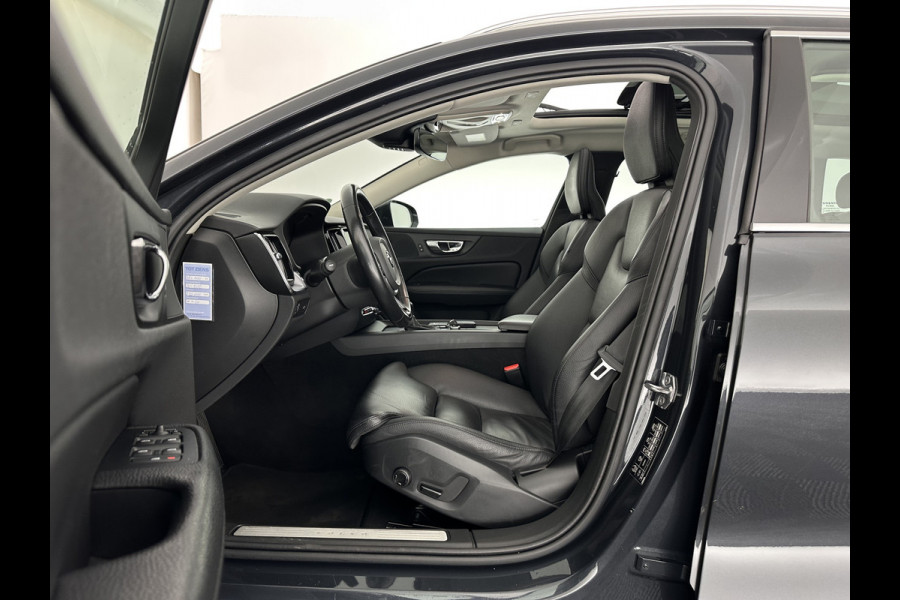 Volvo V60 2.0 D3 Momentum Aut. *PANO | LEATHER | FULL-LED | KEYLESS | BLINDSPOT | CAMERA | DAB | DIGI-COCKPIT | NAVI-FULLMAP | ECC | HEATED-SPORTSEATS | PDC | ADAPTIVE-CRUISE | LANE-ASSIST | HEAD-UP | 17"ALU*