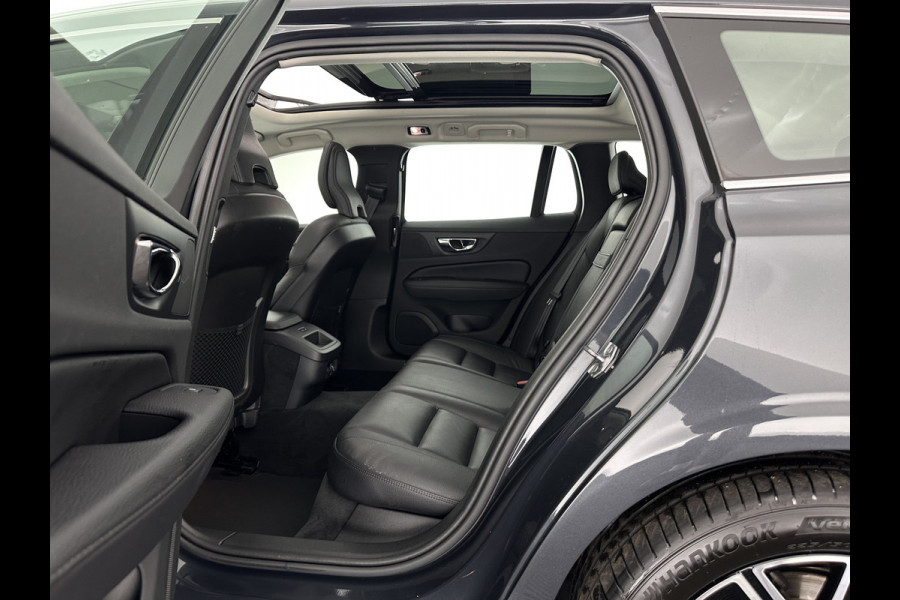 Volvo V60 2.0 D3 Momentum Aut. *PANO | LEATHER | FULL-LED | KEYLESS | BLINDSPOT | CAMERA | DAB | DIGI-COCKPIT | NAVI-FULLMAP | ECC | HEATED-SPORTSEATS | PDC | ADAPTIVE-CRUISE | LANE-ASSIST | HEAD-UP | 17"ALU*