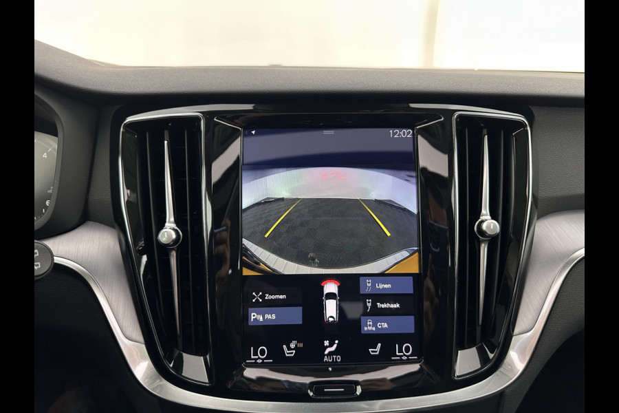 Volvo V60 2.0 D3 Momentum Aut. *PANO | LEATHER | FULL-LED | KEYLESS | BLINDSPOT | CAMERA | DAB | DIGI-COCKPIT | NAVI-FULLMAP | ECC | HEATED-SPORTSEATS | PDC | ADAPTIVE-CRUISE | LANE-ASSIST | HEAD-UP | 17"ALU*