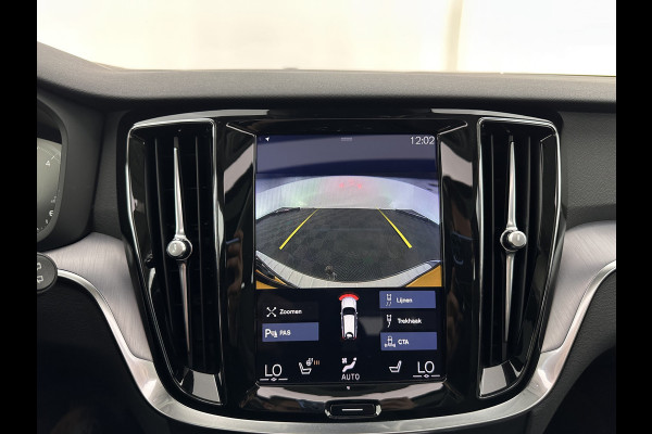 Volvo V60 2.0 D3 Momentum Aut. *PANO | LEATHER | FULL-LED | KEYLESS | BLINDSPOT | CAMERA | DAB | DIGI-COCKPIT | NAVI-FULLMAP | ECC | HEATED-SPORTSEATS | PDC | ADAPTIVE-CRUISE | LANE-ASSIST | HEAD-UP | 17"ALU*