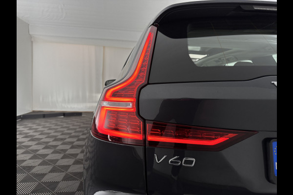 Volvo V60 2.0 D3 Momentum Aut. *PANO | LEATHER | FULL-LED | KEYLESS | BLINDSPOT | CAMERA | DAB | DIGI-COCKPIT | NAVI-FULLMAP | ECC | HEATED-SPORTSEATS | PDC | ADAPTIVE-CRUISE | LANE-ASSIST | HEAD-UP | 17"ALU*