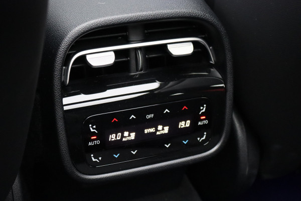 Mercedes-Benz E-Klasse Estate AMG 53 4MATIC+ Premium | 585pk | Hyperscreen | Achterasbesturing | Distronic+ | Stoelventilatie | Trekhaak | Panoramadak | Digital Light | Burmester | HUD |