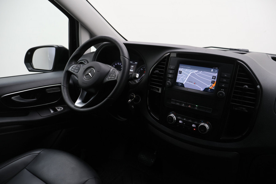 Mercedes-Benz Vito 114 CDI Lang DC Comfort 6p. Leer, Camera, LED, Apple Carplay, Trekhaak, Climate, 18"