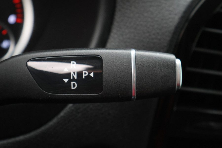 Mercedes-Benz Vito 114 CDI Lang DC Comfort 6p. Leer, Camera, LED, Apple Carplay, Trekhaak, Climate, 18"