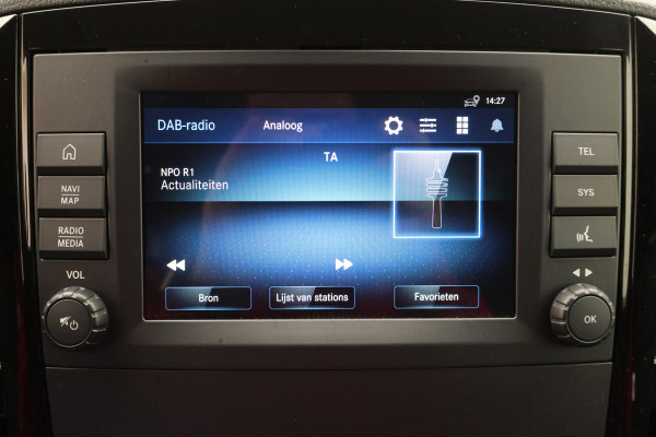 Mercedes-Benz Vito 114 CDI Lang DC Comfort 6p. Leer, Camera, LED, Apple Carplay, Trekhaak, Climate, 18"