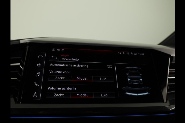 Audi Q4 e-tron 45 quattro S edition Competition 82 kWh 286pk | Assistentiepakket plus | Ambiente verlichting | Optiekpakket zwart plus | Privacy glas |