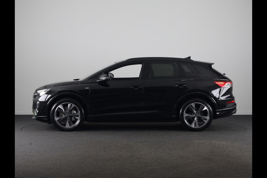 Audi Q4 e-tron 45 quattro S edition Competition 82 kWh 286pk | Assistentiepakket plus | Ambiente verlichting | Optiekpakket zwart plus | Privacy glas |