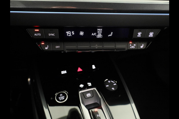 Audi Q4 e-tron 45 quattro S edition Competition 82 kWh 286pk | Assistentiepakket plus | Ambiente verlichting | Optiekpakket zwart plus | Privacy glas |