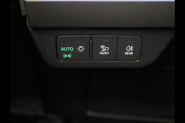 Audi Q4 e-tron 45 quattro S edition Competition 82 kWh 286pk | Assistentiepakket plus | Ambiente verlichting | Optiekpakket zwart plus | Privacy glas |