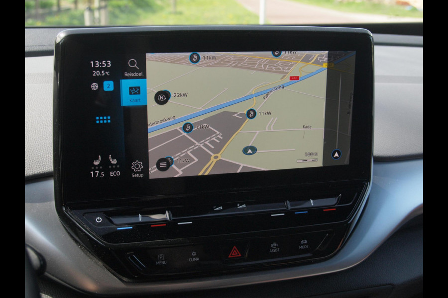 Volkswagen ID.4 First 77 kWh | Camera | Trekhaak | Sfeerverlichting | ACC | Apple Carplay |