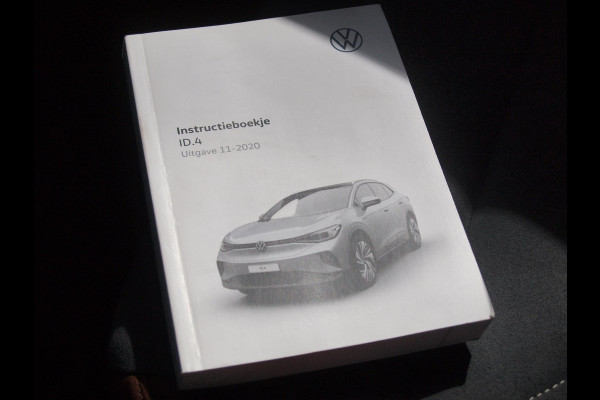 Volkswagen ID.4 First 77 kWh | Camera | Trekhaak | Sfeerverlichting | ACC | Apple Carplay |