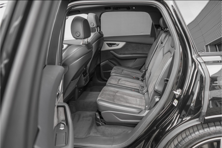 Audi Q7 55 TFSI e Quattro Pro Line S-Line Pano ACC Matrix LED 22"