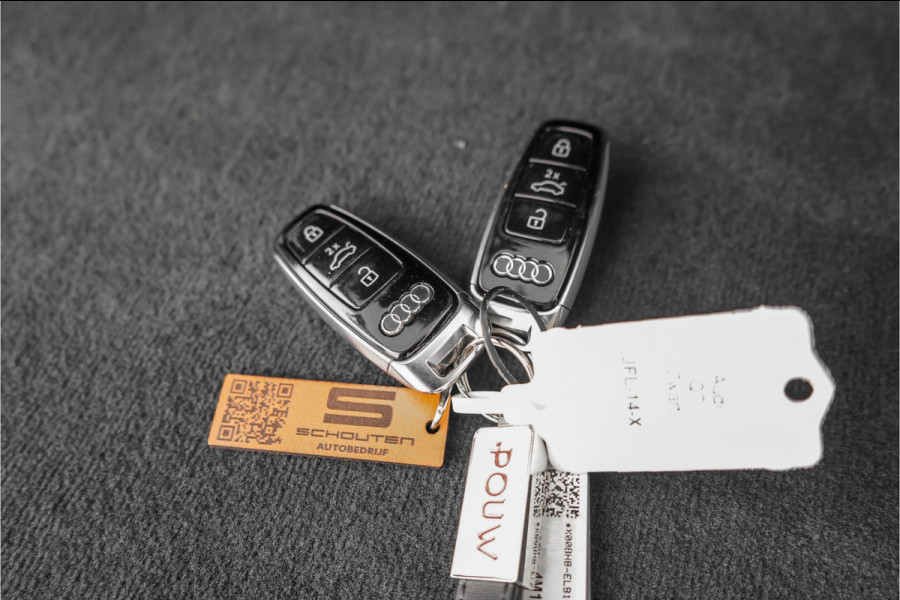 Audi Q7 55 TFSI e Quattro Pro Line S-Line Pano ACC Matrix LED 22"