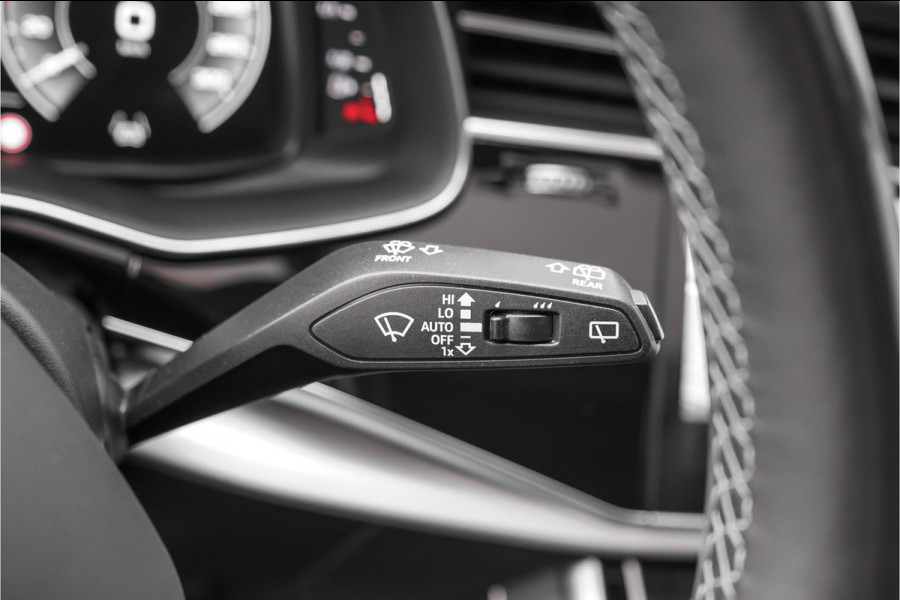 Audi Q7 55 TFSI e Quattro Pro Line S-Line Pano ACC Matrix LED 22"