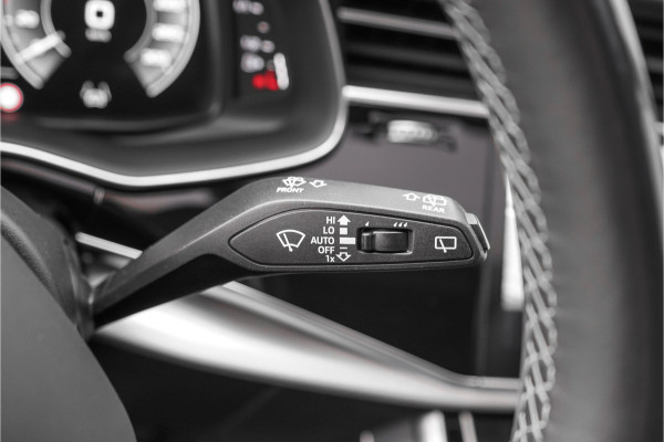 Audi Q7 55 TFSI e Quattro Pro Line S-Line Pano ACC Matrix LED 22"