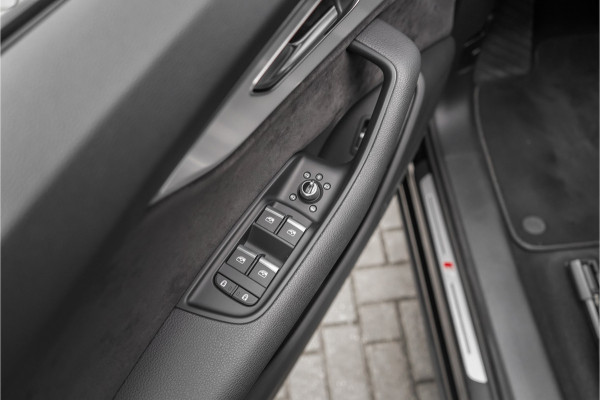 Audi Q7 55 TFSI e Quattro Pro Line S-Line Pano ACC Matrix LED 22"
