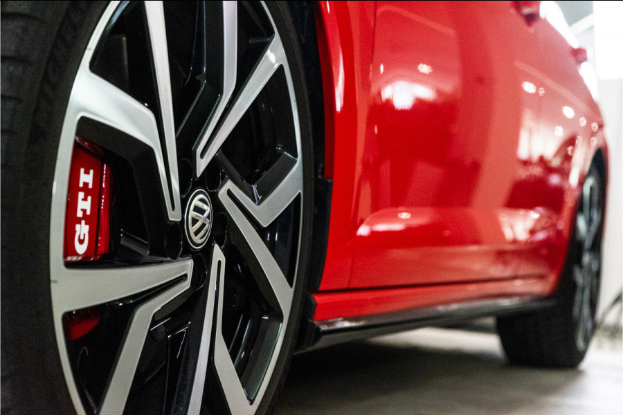 Volkswagen Polo 2.0 TSI GTI 200PK | NL AUTO+NAP | Pano | LED | Beats | Milltek | Verlaagd | Garantie