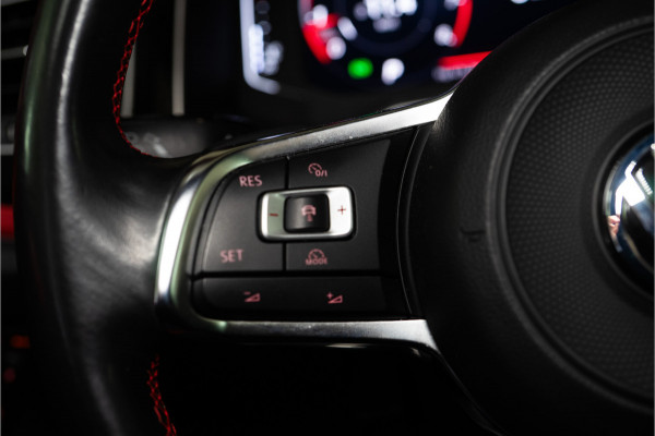 Volkswagen Polo 2.0 TSI GTI 200PK | NL AUTO+NAP | Pano | LED | Beats | Milltek | Verlaagd | Garantie
