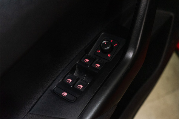 Volkswagen Polo 2.0 TSI GTI 200PK | NL AUTO+NAP | Pano | LED | Beats | Milltek | Verlaagd | Garantie