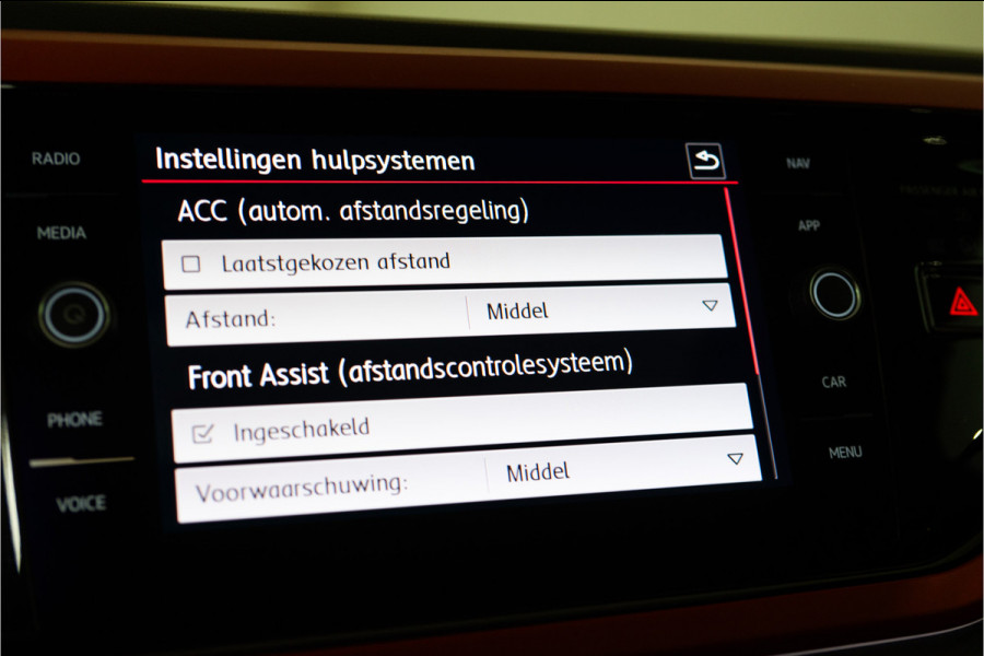 Volkswagen Polo 2.0 TSI GTI 200PK | NL AUTO+NAP | Pano | LED | Beats | Milltek | Verlaagd | Garantie