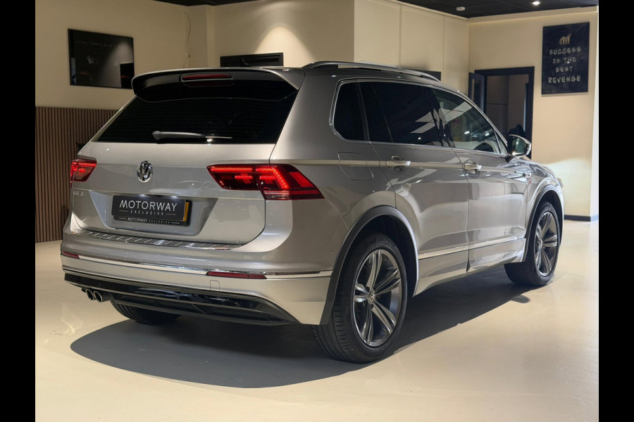 Volkswagen Tiguan 2.0 TSI 4Motion R-Line|Keyless|Pano|Trekhaak|