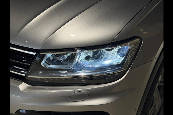 Volkswagen Tiguan 2.0 TSI 4Motion R-Line|Keyless|Pano|Trekhaak|