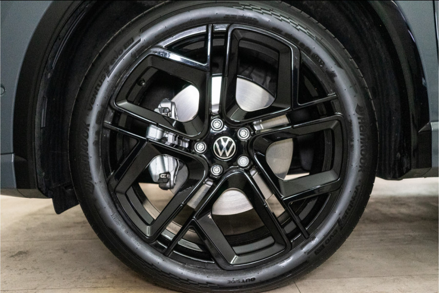 Volkswagen Tiguan 1.5 eHybrid R-Line Edition 272PK | NL AUTO | Pano | Trekhaak | 360 | IQ | Fabrieksgarantie