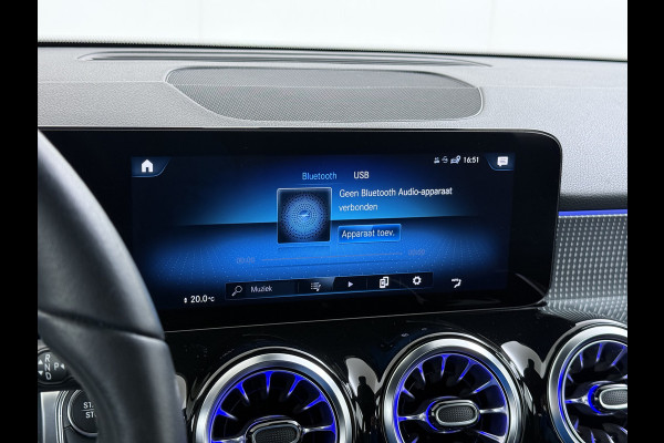 Mercedes-Benz EQB 250 7 Persoons 69kWh Stoelverwarming 1/2 Leder Navi Ecc Camera Cruisecontrol Apple Carplay Android Auto Pdc Business Line DAB Bluetooth Elek.Achterklep Led Lmv Dodehoekassistent DAB+ Rijstrooksensor 1e Eigenaar Dealeronderhouden Origineel Nederlandse Auto