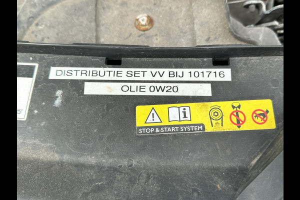 Citroën C4 Cactus BWJ 2018 | 1.2PT 111PK Business NL AUTO | CLIMA | CRUISE | PDC | NAVI | CARPLAY | LICHTMETAAL |