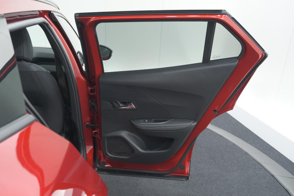 Peugeot 2008 Hybrid 145 e-DCS6 Allure | 360 Camera | Adaptieve Cruise Control | Navigatie | Dodehoekdetectie