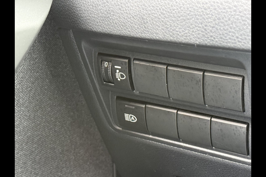 Toyota Yaris 1.5 Hybrid Team D | ACC | CarPlay | Camera | LED | DAB+