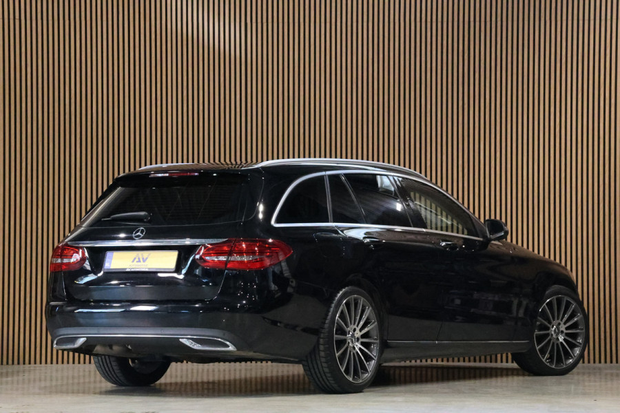 Mercedes-Benz C-Klasse Estate 180 Avantgarde | Inc BTW | Head-Up | Stoelverwarming | CarPlay | Lederen bekleding | 19'' AMG velgen | Cruise control | F1 Flippers | Nieuwe APK | Dealer onderhouden | Facelift model