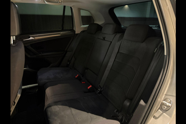 Volkswagen Tiguan 2.0 TSI 4Motion R-Line|Keyless|Pano|Trekhaak|