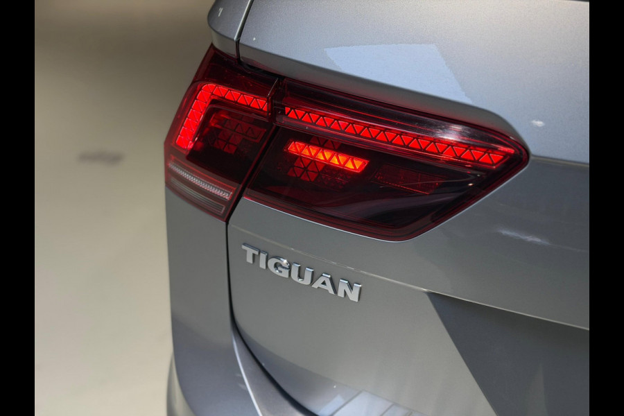 Volkswagen Tiguan 2.0 TSI 4Motion R-Line|Keyless|Pano|Trekhaak|