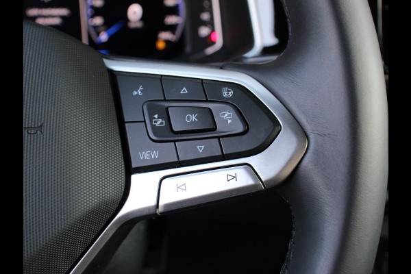 Volkswagen T-Roc 1.5 TSI DSG R-Line + IQ Drive pakket Automaat Camera Navigatie Apple Carplay/Android Auto Climate control Lichtmetalen Velgen Extra Getint Glas 18" Lichtmetalen Velgen