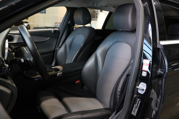 Mercedes-Benz C-Klasse Estate 180 Avantgarde | Inc BTW | Head-Up | Stoelverwarming | CarPlay | Lederen bekleding | 19'' AMG velgen | Cruise control | F1 Flippers | Nieuwe APK | Dealer onderhouden | Facelift model